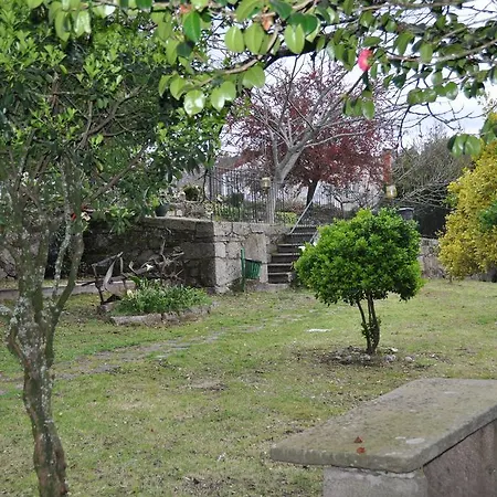 Asador De Casa Albardonedo ホテル 2*