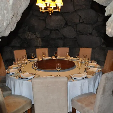 Hotell Asador De Casa Albardonedo 2*