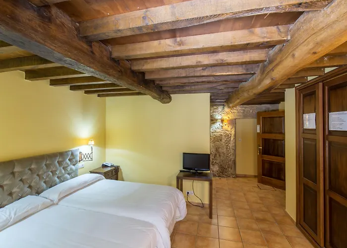 Asador De Casa Albardonedo ホテル Roxos