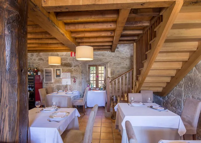 Asador De Casa Albardonedo 2* Roxos