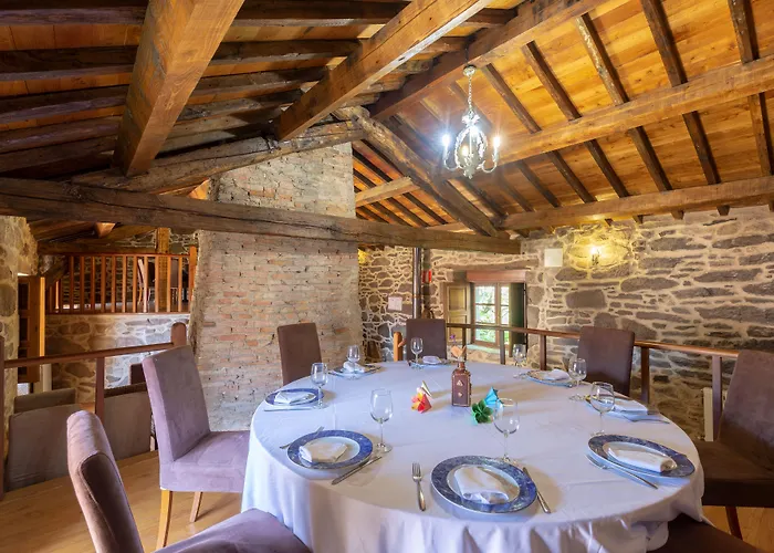 Asador De Casa Albardonedo 2* Roxos